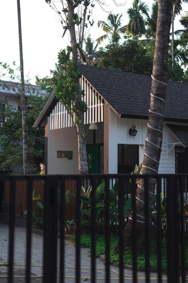 The Little Acres Cherai Vypin Экстерьер фото